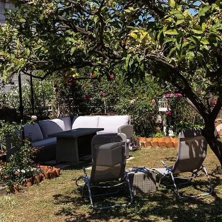 Falkoni Ii Apartmán *