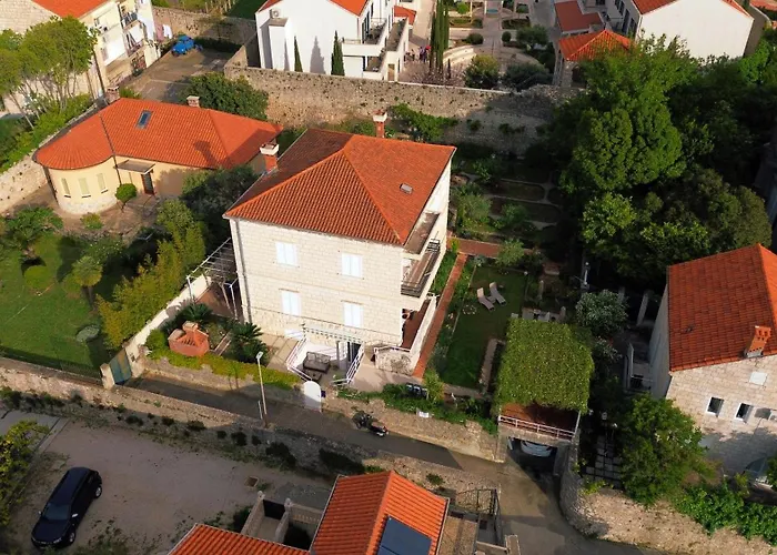 Falkoni Ii Apartment